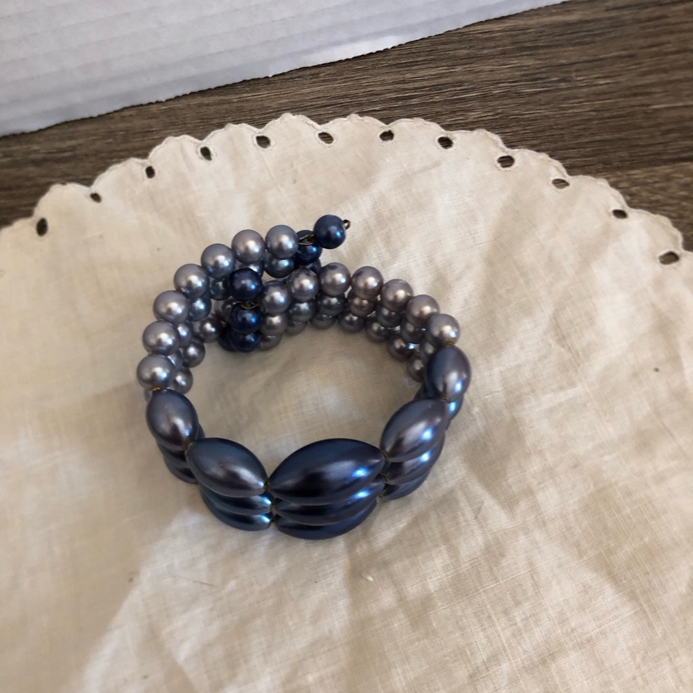 Beaded Blue Pearl Expanding Bracelet